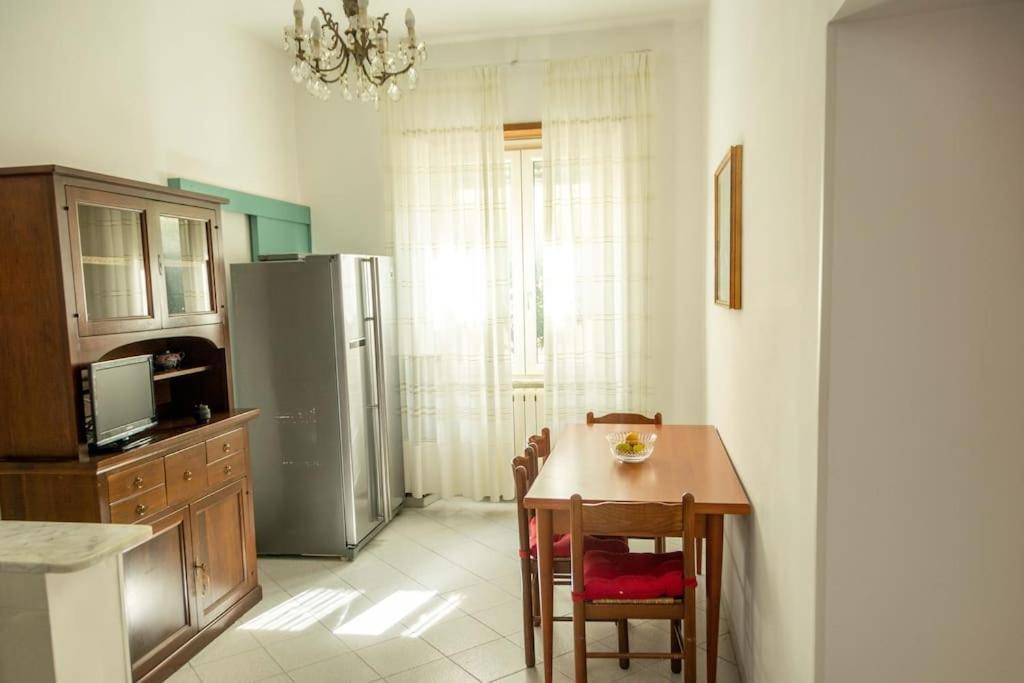 Апартаменти Lemontree House - Minturno Скаурі Екстер'єр фото
